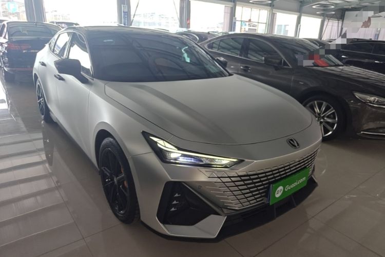 ChangAn UNI-V 2022 — 3