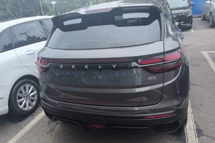 Geely Coolray 2025 — 5