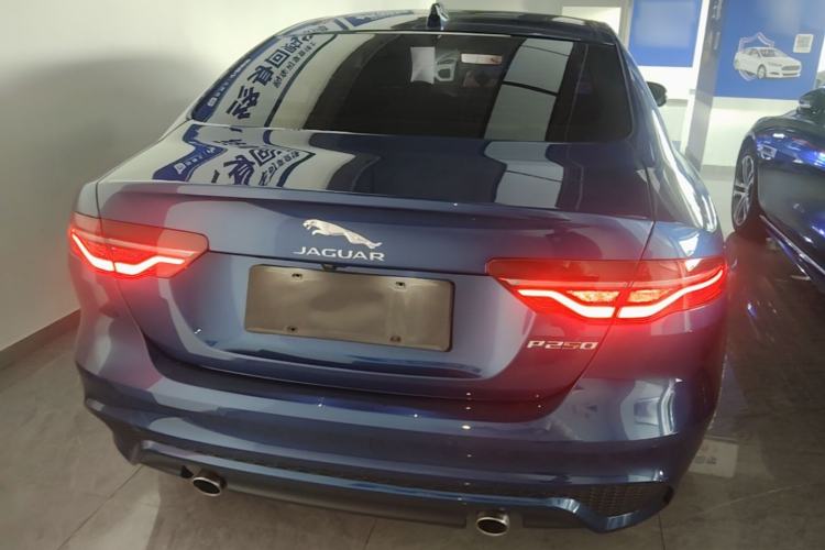 Jaguar XEL 2022 — 5