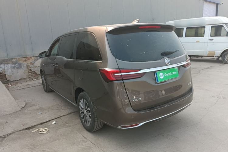 Buick GL8 2023 — 4