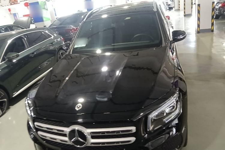 Mercedes-Benz GLB 220 2023 — 2