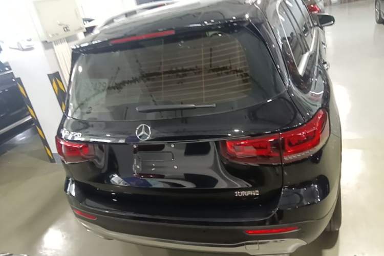 Mercedes-Benz GLB 220 2023 — 5