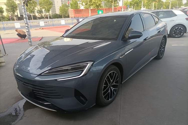 BYD Seal 2023 — фото 1
