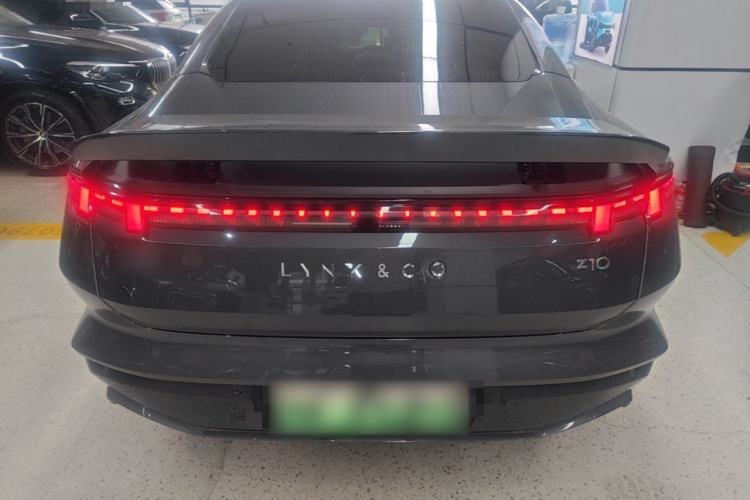 Lynk & Co Z10 2024 — 5