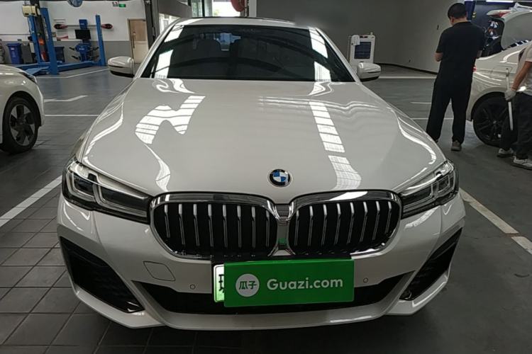 BMW 535Le 2021 — 2