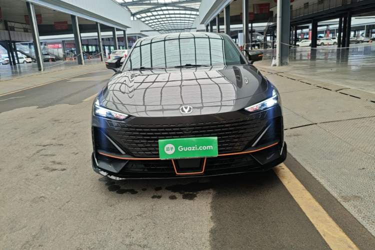 ChangAn UNI-V 2023 — 2