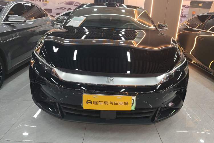 BYD Han 2025 — 2