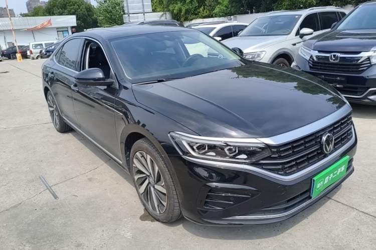 Volkswagen Passat 2024 — 3