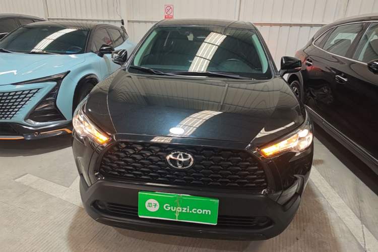 Toyota Corolla Cross 2023 — 2