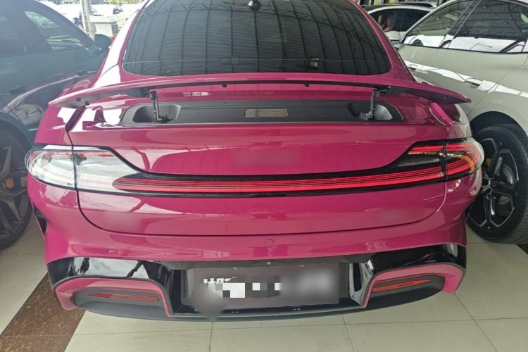 Xiaomi SU7 2024 — 5