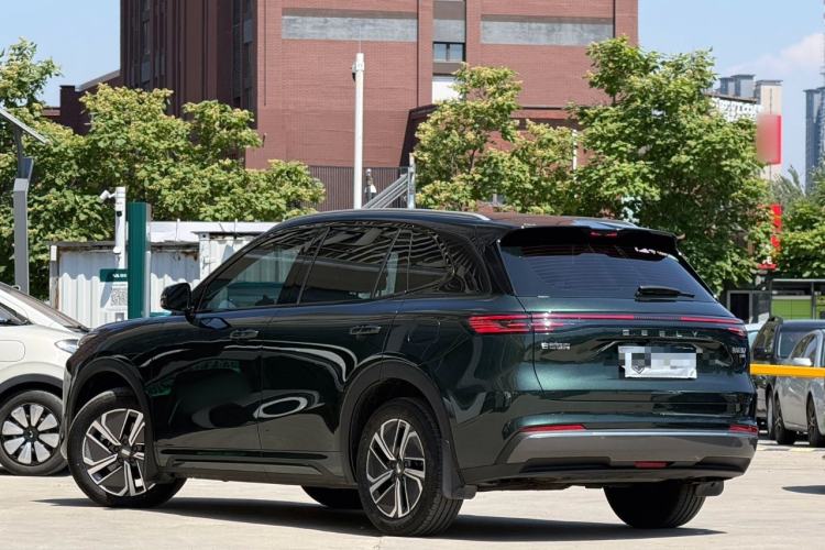 Geely Xingjian 7 2025 — 4