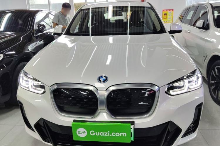 BMW iX3 2022 — фото 2