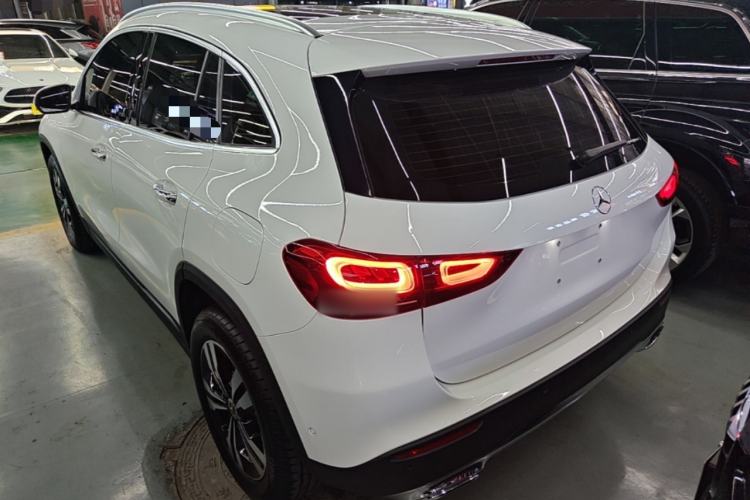 Mercedes-Benz GLA 200 2020 — 4