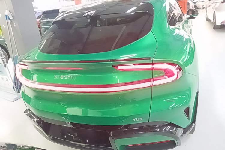Xiaomi Auto YU7 2025 — фото 5