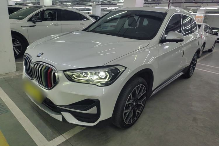 BMW X1 2021 — фото 1