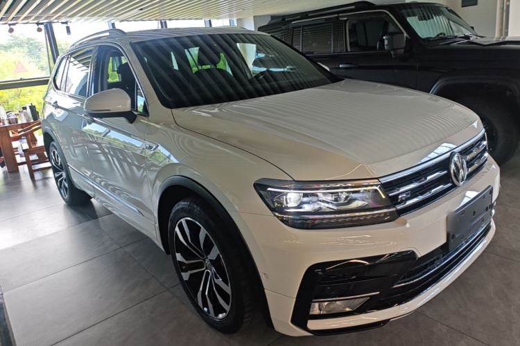 Volkswagen tiguan l 2020 — фото 3