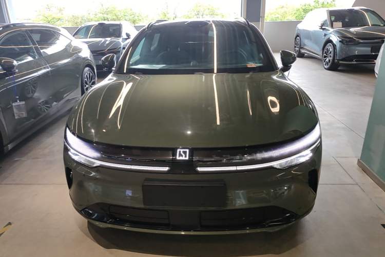 Zeekr 007GT 2025 — 2