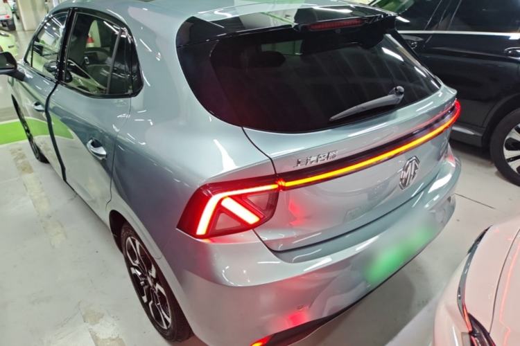 MG MG4 EV 2026 — 4