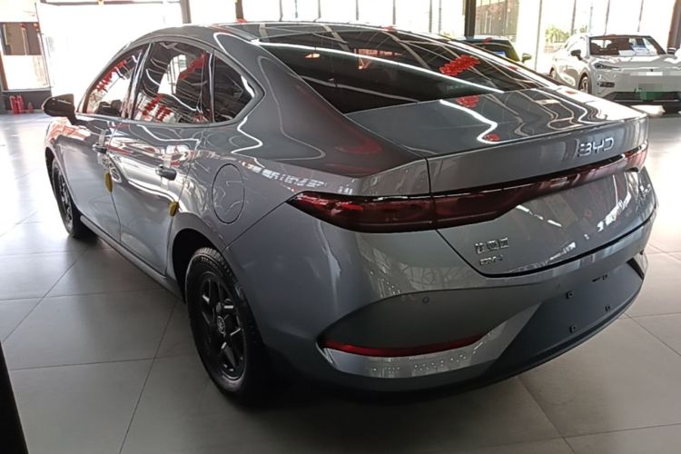 BYD Qin PLUS 2025 — фото 4