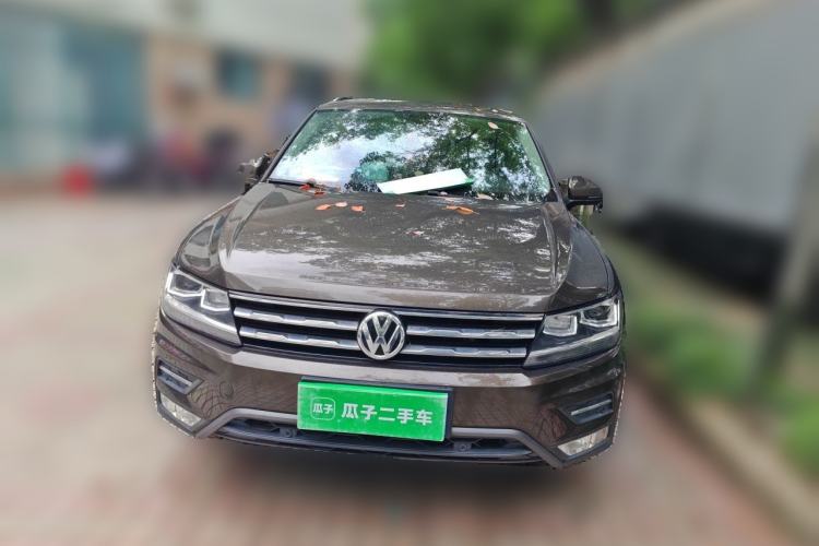 Volkswagen Tiguan L 2020 — фото 2