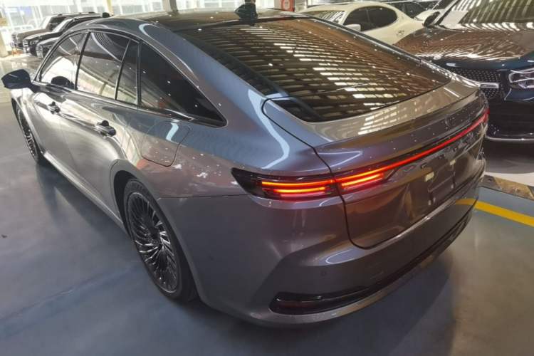 Toyota Crown 2024 — 4