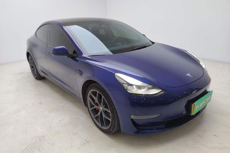Tesla Model 3 2021 — 3