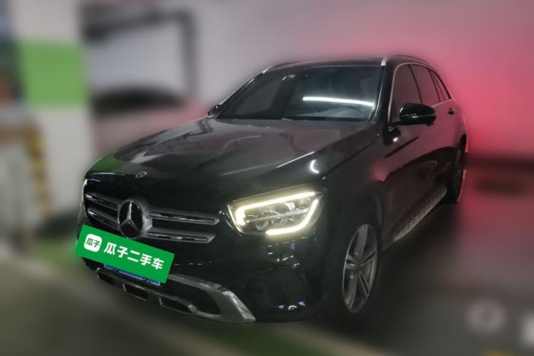 Mercedes-Benz GLC 260 L 2021 — фото 1
