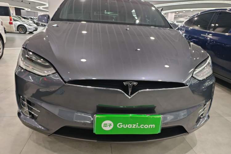 Tesla Model X 2020 — 2
