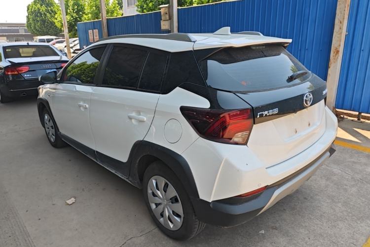Toyota Yaris 2022 — 4