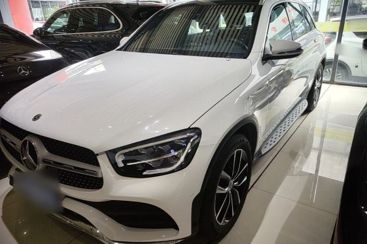 Mercedes-Benz GLC 300 L 2021 — фото 1