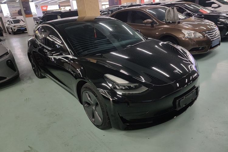 Tesla Model 3 2020 — 3