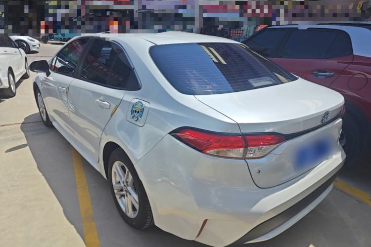 Toyota Corolla 2021 — 4