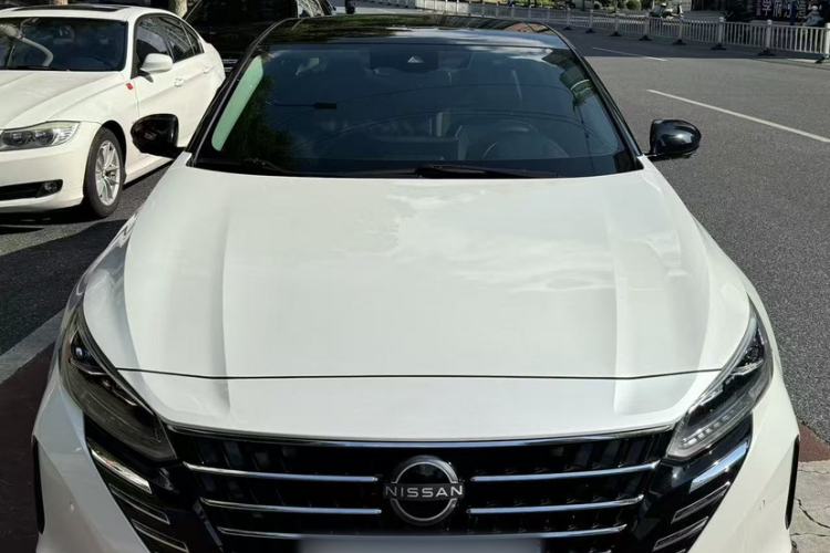 Nissan Altima 2022 — 2