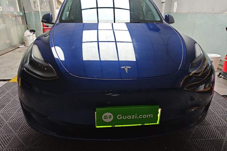 Tesla Model Y 2022 — 2