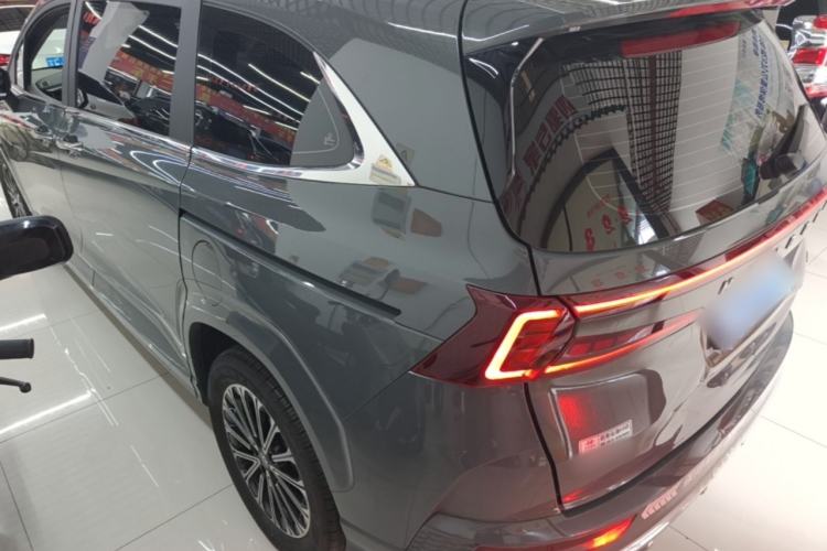 Hyundai Custo 2024 — 4