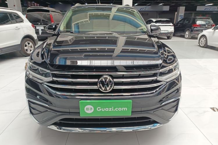 Volkswagen Tiguan L 2025 — фото 2