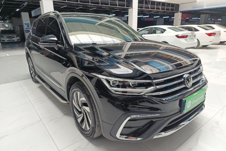 Volkswagen Tiguan L 2025 — фото 3