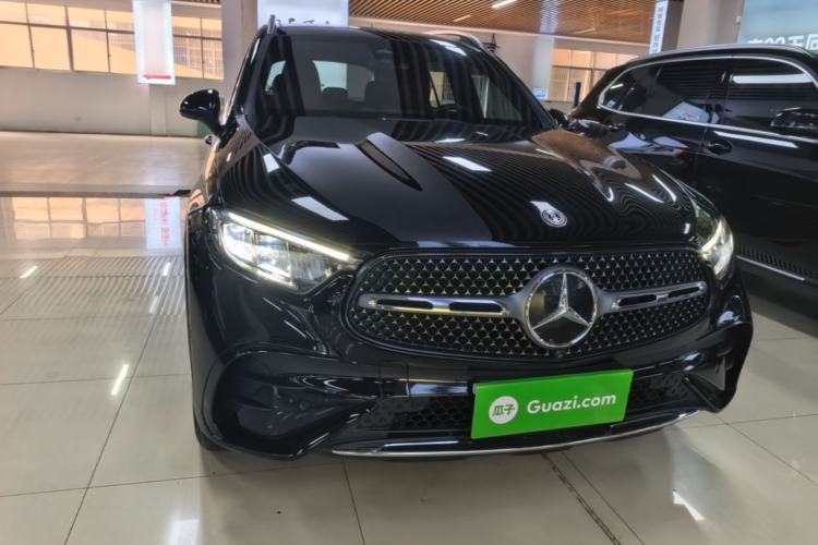 Mercedes-Benz GLC 300 L 2025 — 2