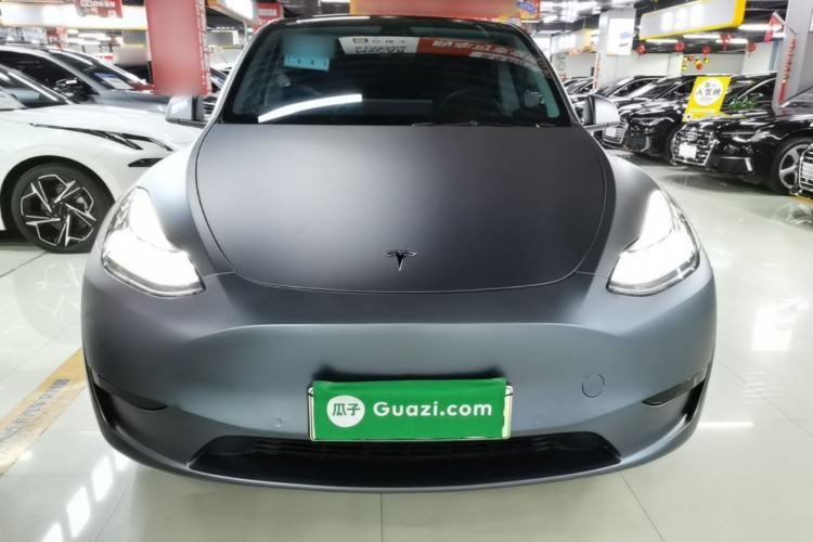 Tesla Model Y 2022 — 2