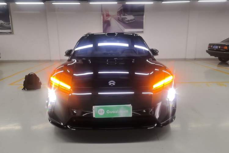 NIO ET5T 2025 — 2