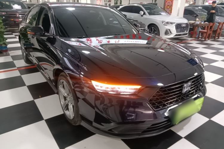 Honda Accord 2023 — 3