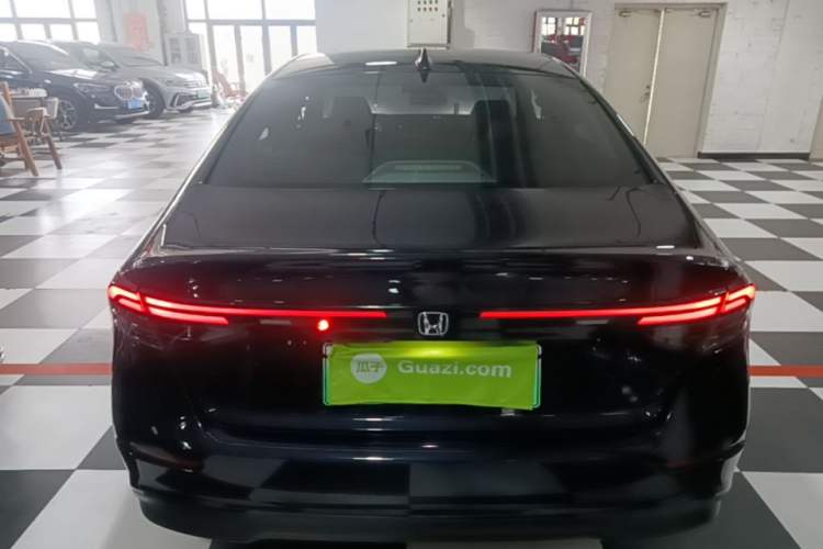 Honda Accord 2023 — 5