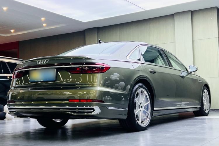 Audi a8 2022 — фото 4