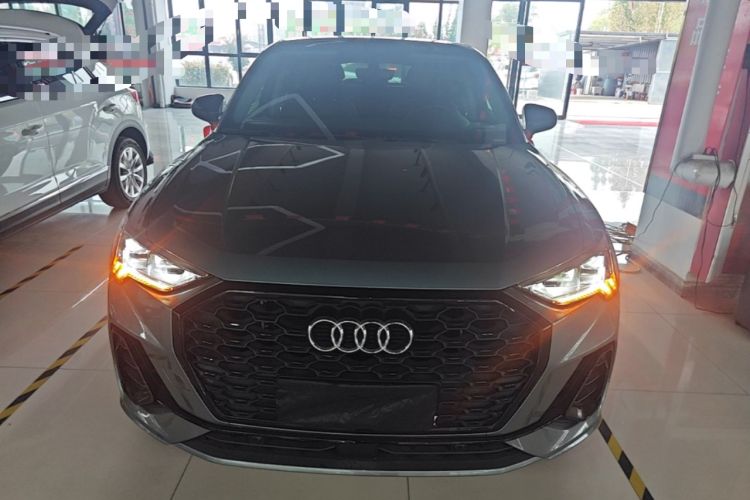 Audi Q3 Sportback 2022 — 2