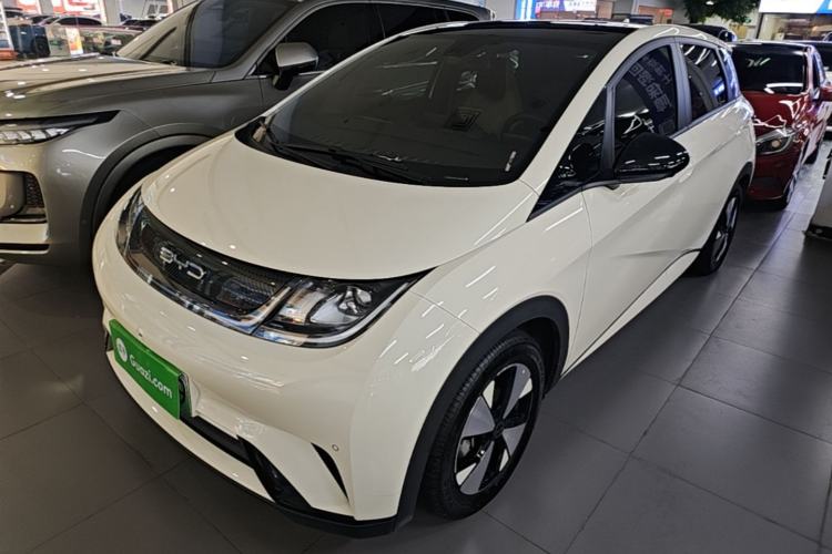 BYD Dolphin 2023 — фото 1
