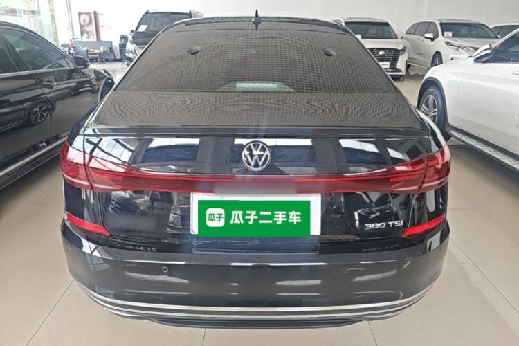 Volkswagen Passat 2025 — 5