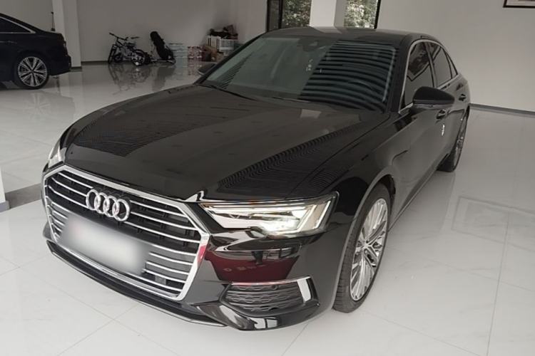 Audi a6l 2020 — фото 1