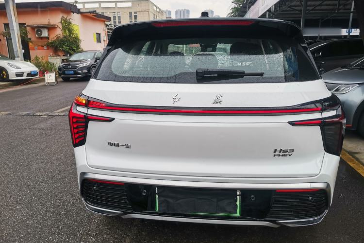 Hongqi HS3 2025 — 5