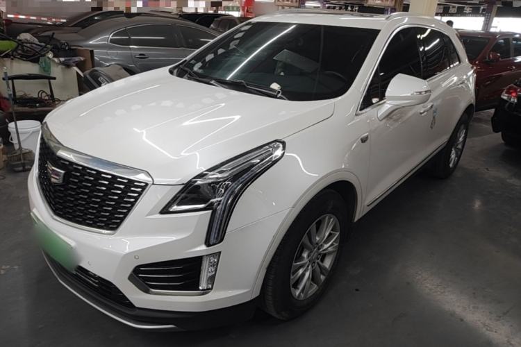 Cadillac XT5 2022 — фото 1