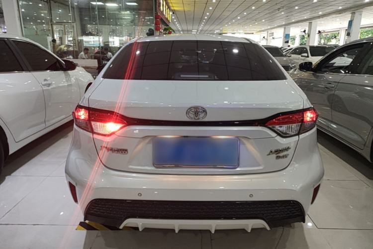 Toyota Corolla 2022 — 5